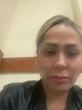 Snapshot of Angelicalove07 chatting on 02-11-26, 11:43 Angelicalove07 online show from 02-11-26, 11:43