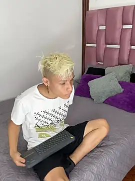 MaxyRyan online show from 02-12-26, 12:55