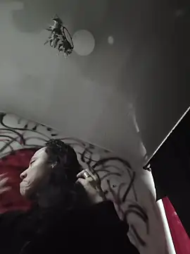 CharlotteKravizz online show from 02-21-26, 08:43