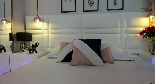 RaquelHyde  online show from 06-18-26, 08:13