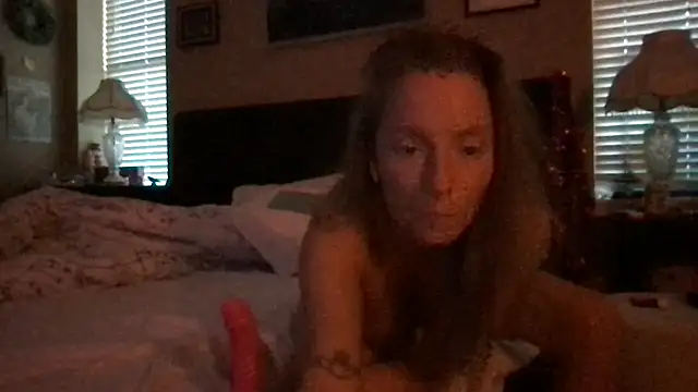 Snapshot of mooviebaby chatting on 02-07-26, 01:59 mooviebaby online show from 02-07-26, 01:59