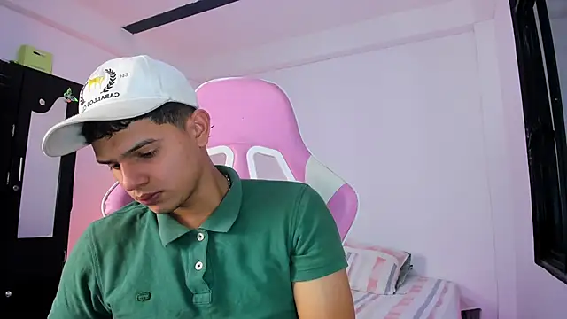 Snapshot of Adrian_Prime_ chatting on 02-16-26, 06:59 Adrian Prime online show from 02-16-26, 06:59