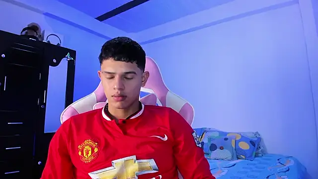 Snapshot of Adrian_Prime_ chatting on 02-26-26, 06:40 Adrian Prime online show from 02-26-26, 06:40