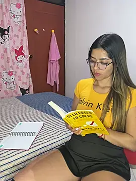 Snapshot of _as_una77 chatting on 02-11-26, 04:28 as una77 online show from 02-11-26, 04:28