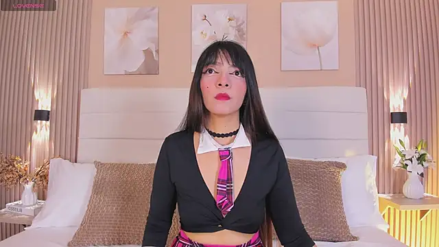 Snapshot of LisaLain chatting on 04-30-26, 12:00 LisaLain online show from 04-30-26, 12:00