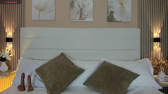 Snapshot of LisaLain chatting on 05-28-26, 12:02 LisaLain online show from 05-28-26, 12:02