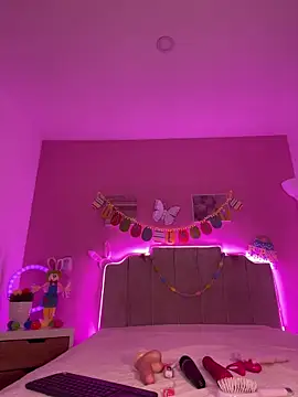 SofiaSiren online show from 04-04-26, 02:10