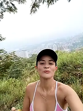 Snapshot of miamorgan20 chatting on 02-15-26, 12:58 miamorgan20 online show from 02-15-26, 12:58