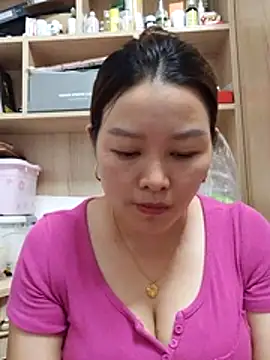 Snapshot of Jennie_dogy chatting on 06-29-26, 12:16 Jennie dogy online show from 06-29-26, 12:16
