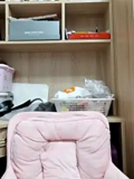 Snapshot of Jennie_dogy chatting on 07-02-26, 03:23 Jennie dogy online show from 07-02-26, 03:23
