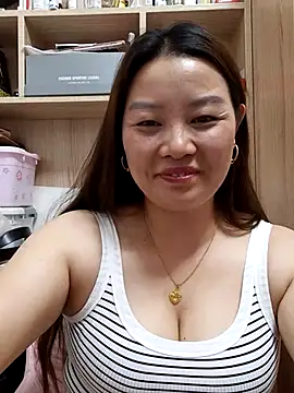 Snapshot of Jennie_dogy chatting on 07-03-26, 12:44 Jennie dogy online show from 07-03-26, 12:44