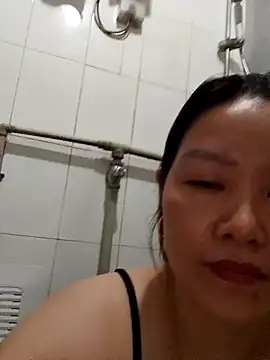 Snapshot of Jennie_dogy chatting on 07-27-26, 11:34 Jennie dogy online show from 07-27-26, 11:34