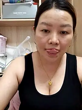 Snapshot of Jennie_dogy chatting on 08-03-26, 09:15 Jennie dogy online show from 08-03-26, 09:15