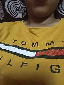 komalsharma99 online show from 05-10-26, 08:58