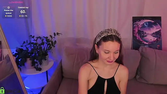 Snapshot of Katrina_Jones_ chatting on 02-23-26, 11:40 Katrina Jones online show from 02-23-26, 11:40