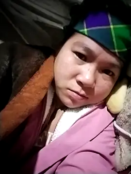 Snapshot of Erika--006 chatting on 02-09-26, 12:36 Erika--006 online show from 02-09-26, 12:36