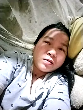 Snapshot of Erika--006 chatting on 02-10-26, 03:38 Erika--006 online show from 02-10-26, 03:38