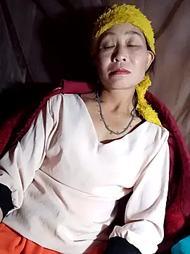 witch-xx online show from 04-04-26, 01:19