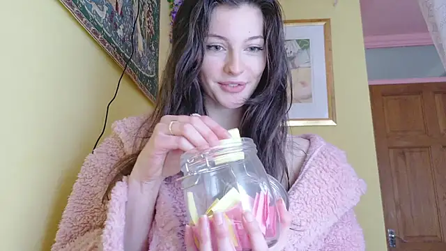 Snapshot of meesey chatting on 02-04-26, 12:55 meesey online show from 02-04-26, 12:55