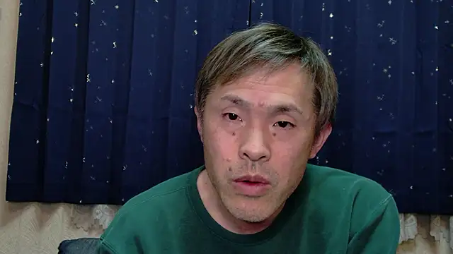 Snapshot of renrenta_77 chatting on 02-21-26, 11:22 renrenta 77 online show from 02-21-26, 11:22