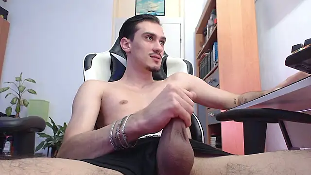 silasluxor online show from 03-06-26, 09:06