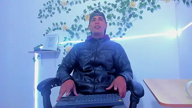 Andrey santamaria online show from 02-14-26, 02:36