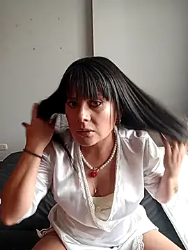 Lyonette reading1 online show from 02-06-26, 01:58