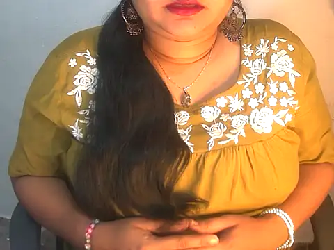 Snapshot of Saniya_K2 chatting on 02-04-26, 04:35 Saniya K2 online show from 02-04-26, 04:35