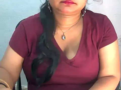 Snapshot of Saniya_K2 chatting on 06-15-26, 05:26 Saniya K2 online show from 06-15-26, 05:26
