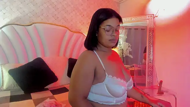 YazminJenner online show from 04-12-26, 04:17