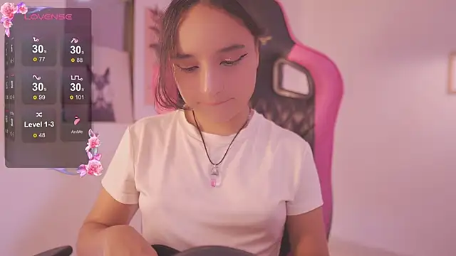  emily jonexs online show from 06-18-26, 08:24