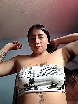 Snapshot of ashleymonroe4 chatting on 02-22-26, 03:21 ashleymonroe4 online show from 02-22-26, 03:21