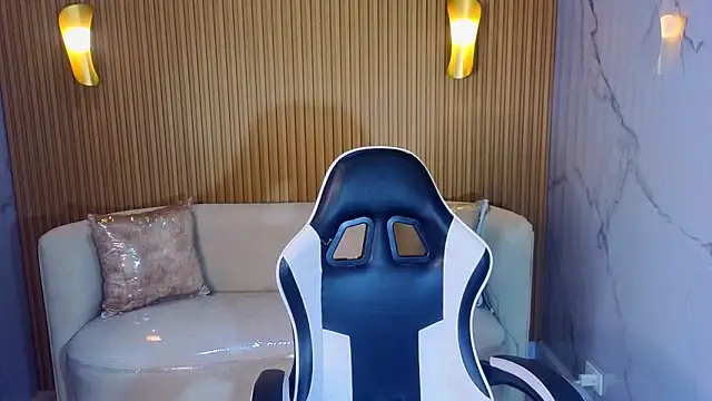 Perla Moon Tx online show from 02-26-26, 12:37