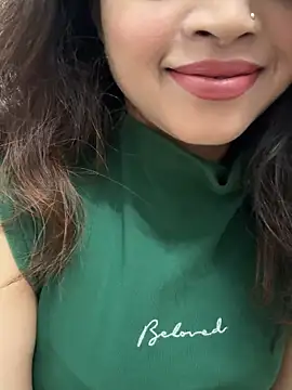 Snapshot of riya_sharma11 chatting on 02-14-26, 12:13 riya sharma11 online show from 02-14-26, 12:13