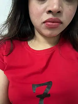 Snapshot of riya_sharma11 chatting on 02-16-26, 01:29 riya sharma11 online show from 02-16-26, 01:29