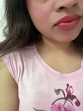 Snapshot of riya_sharma11 chatting on 02-17-26, 11:40 riya sharma11 online show from 02-17-26, 11:40