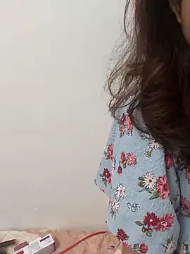 Snapshot of riya_sharma11 chatting on 02-21-26, 11:39 riya sharma11 online show from 02-21-26, 11:39