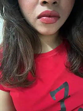 Snapshot of riya_sharma11 chatting on 02-25-26, 12:09 riya sharma11 online show from 02-25-26, 12:09