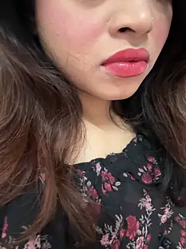 Snapshot of riya_sharma11 chatting on 02-25-26, 12:37 riya sharma11 online show from 02-25-26, 12:37