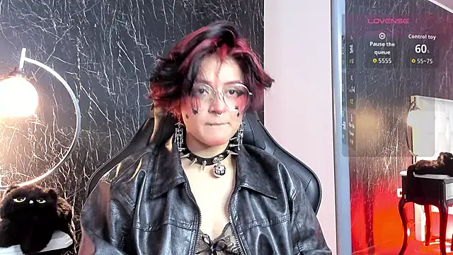 YuuMiko online show from 04-02-26, 12:36