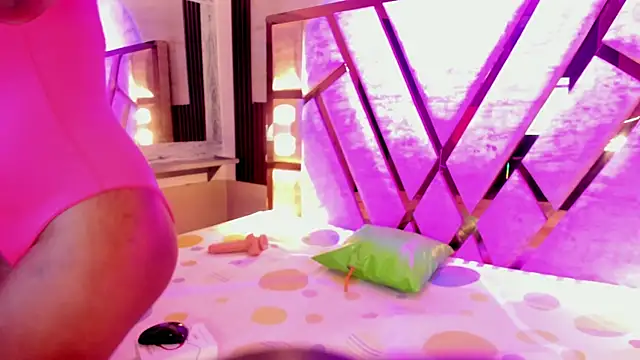 salem rosee online show from 04-10-26, 07:13