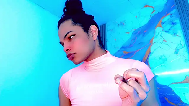Snapshot of Zonce_shimer chatting on 05-07-26, 07:08 Zonce shimer online show from 05-07-26, 07:08