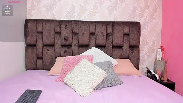 Snapshot of Kataleya_Lopezz chatting on 03-01-26, 01:35 Kataleya Lopezz online show from 03-01-26, 01:35