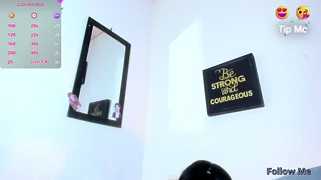 Lily-Scott online show from 02-25-26, 11:36