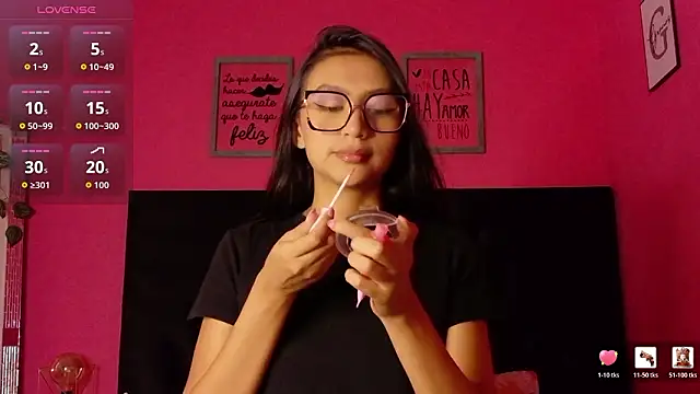 Snapshot of ThinPrincesss chatting on 03-03-26, 12:55 ThinPrincesss online show from 03-03-26, 12:55