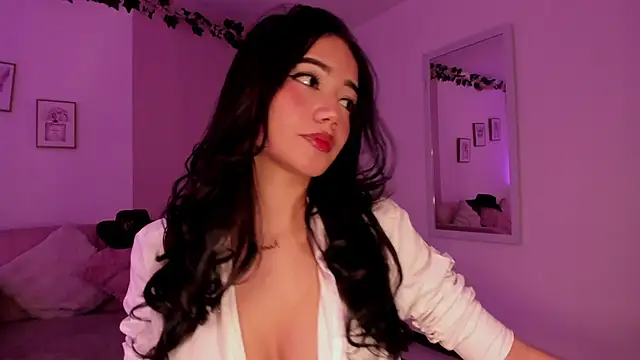 Mila jenner online show from 03-27-26, 12:16
