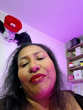 Snapshot of Nyomi_browm chatting on 02-14-26, 04:42 Nyomi browm online show from 02-14-26, 04:42