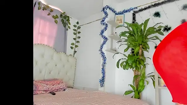 Snapshot of sweet_supreme chatting on 02-09-26, 08:02 sweet supreme online show from 02-09-26, 08:02