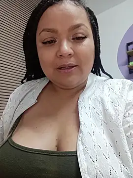 Snapshot of SweettSin chatting on 05-11-26, 03:23 SweettSin online show from 05-11-26, 03:23