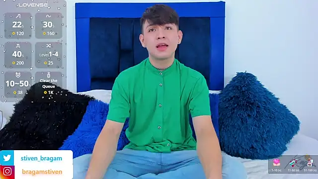 Snapshot of BRAGAM_ chatting on 02-24-26, 06:17 BRAGAM online show from 02-24-26, 06:17